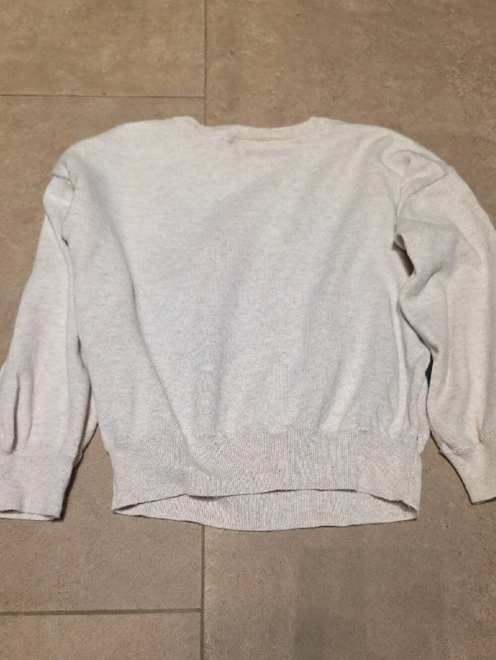 Baby Gap Disney Cream Minnie Mouse Sweater with Red Bow Graphic. Size 5 Toddler